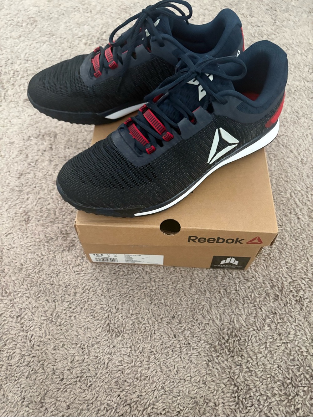 Reebok Men’s Limited Edition JJ II Low Cross Training Shoes in original box
